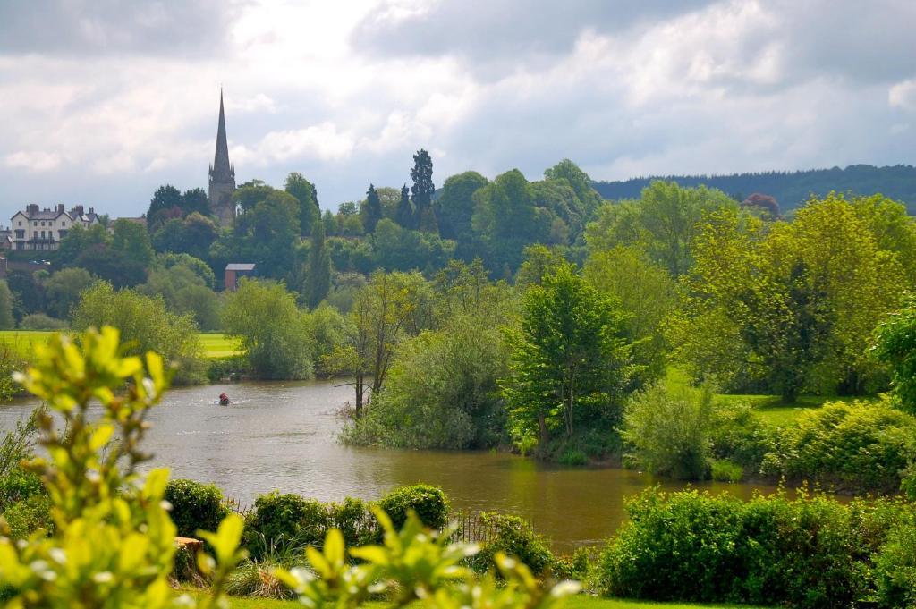The Bridge House Bed and Breakfast Ross-on-Wye Eksteriør billede